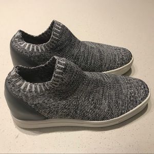 Steve Madden Slip ons